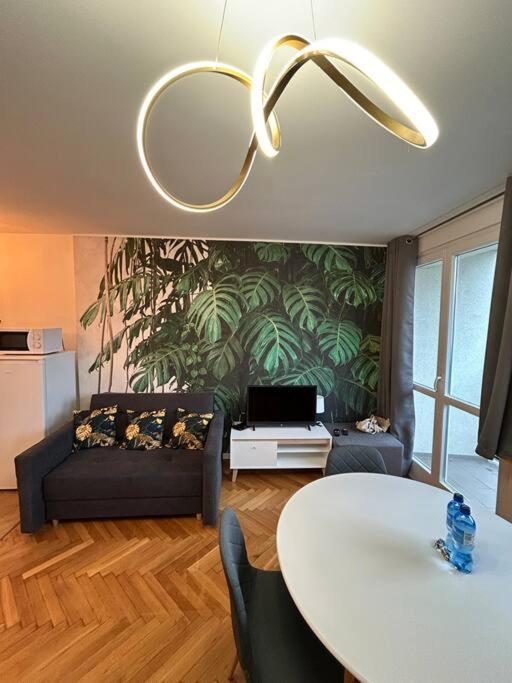 Klimatyczne Gniazdko Przy Rynku Apartment Wroclaw Ngoại thất bức ảnh
